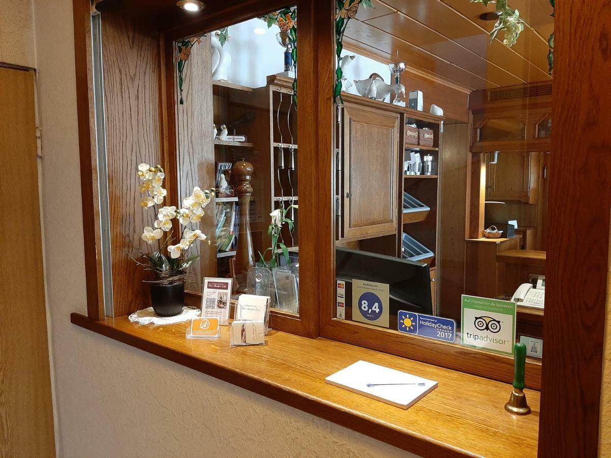 Landgasthof Zur Scharfen Ecke ヒルデスハイム エクステリア 写真