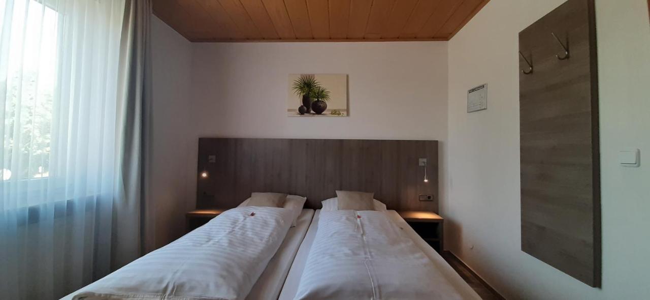 Landgasthof Zur Scharfen Ecke ヒルデスハイム エクステリア 写真